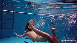 Avenna swims nude in the pool, so sexy! 😍