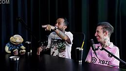 Morena sensualizes on stripper, shows big tits, turns bisexual after filling ass with drink - Alice Vasconcelos.