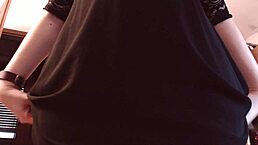 Your Italian stepmother gets wild orgasms at the computer desk