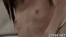 solo angel rubs her twat