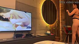 my stepsister showed her body and kissed my cock when i cum 😘