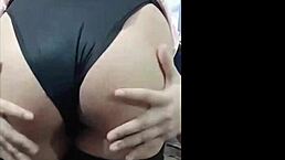 Undressing Doña Mary in her room when her husband leaves.