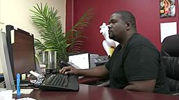 i got this big hard cock for hot victoria lawson to suck 😍