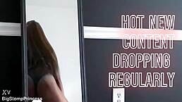 i'm twerking in lingerie, feeling so sexy and free