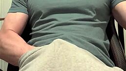 quick tight sleep session with a big cock handjob, wow! 😜