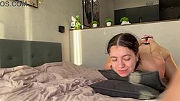 日出猛捅继妹紧屁眼巨量内射