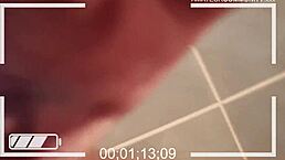 Ugly face foamy fingering session in bathtub, petite teen on webcam