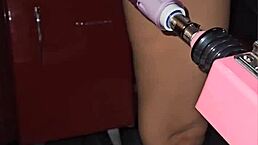 eu e minha amiga estamos provocando o fotografo pra ver se ele deixa a gente pagar de outra forma