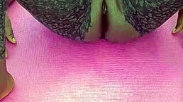 During my morning workout, I flashed my wet pussy to the voyeur 😏