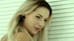 super hot girlfriend jolee love takes big dick