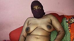 Big ass Indian stepmom unexpectedly gets fucked by stepson, cum in pussy