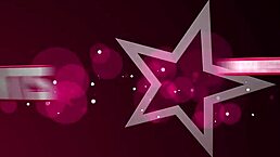 Mature with big butt dancing without underwear in homemade video