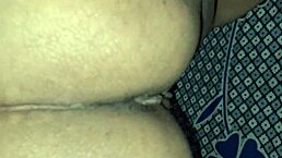 Desi sexy bhabhi takes hard dildo fuck?