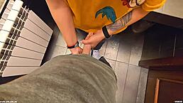 她在公共场合求大屌射紧逼