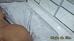 ebony milf gets bukkake and squirts hard 😩