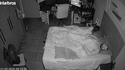 狂舔屁眼忘关摄像头