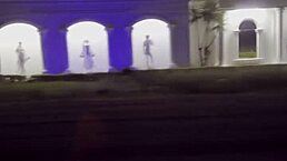 i flash my big ass to a stranger on the road and she sucks me