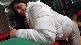 Look At Milfycalla's Cameltoe In Yoga Pants!