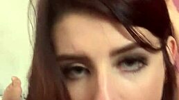 ninfeta chupando rola e tomando gozada na boca in amateur orgasm