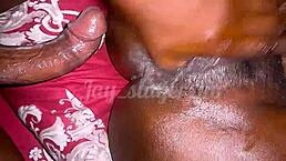 Petite African girl gets stretched by BBC on rainy day 😍