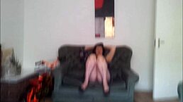 imwf chubby spreading her legs with emotion