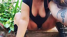 Joi en la Terraza Segu� Mis Instrucciones Pajin