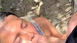 可爱学生户外口交被抓😳