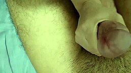 She Gave Me A Beautiful Relaxing Massage On The Cock While Being Horny