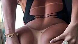 Hey, Model Showing Off Her Ass