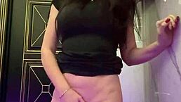 In The Club I Decided To Fuck My Pussy