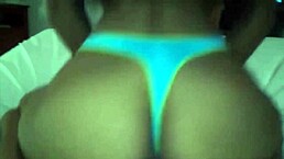 My Girlfriend Tries to Make Me Cum with Her Big Ass Moaning