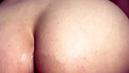 Ya me la meto solita en el culo