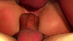 她很快双插还被射满嘴唇精液？