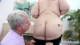 corpulent babe alexxxis allure sucks masseurs dick in exchange for his services