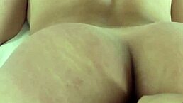 bondage con mi mi novio en la playa me pega con el latigo usando dildos