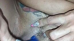 watch this webcam babe tease her big ass and pussy piercing