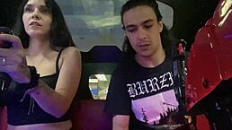 me corro en mi vecina despues de apuesta de videojuego