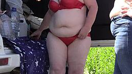 i watch mature lesbians in park