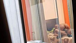 vecina mexicana miranda follando con amante sin cerrar ventana