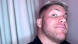 哇，丰满黑妞Bartira Luz爱死粗暴屄操太激烈！