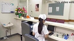 为什么这个穿白日本美女和宫崎美雪像个调皮天使？