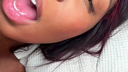 哇，丰满黑妞Bartira Luz爱死粗暴屄操太激烈！