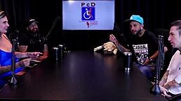 fez um vídeo mijando de mãos dadas, não solta squirting, entraram no pornô por gostar de sexo e o ciúmes com receio de gravar as casal dna in see through