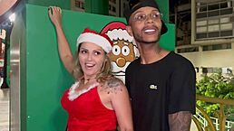 segredos de natal brings an unforgettable night full of christmas desires with deepthroat blowjobs and wet amateur action