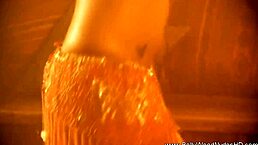 可爱黑发妹软核脱衣权力臣服