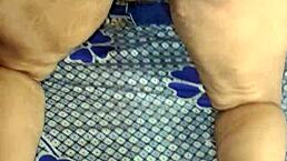 印度辣妹Alisha Bhabhi特写骚穴后入狗爬