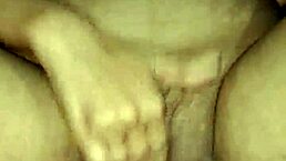 印度辣妹Alisha Bhabhi特写骚穴后入狗爬