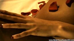 可爱黑发妹软核脱衣权力臣服