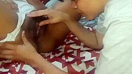 Vecina lesbiana, quieres follarme rico en casa? Soy curvy amateur latina bisexual con big ass pt1.