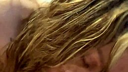 Rica mamada en la habitación